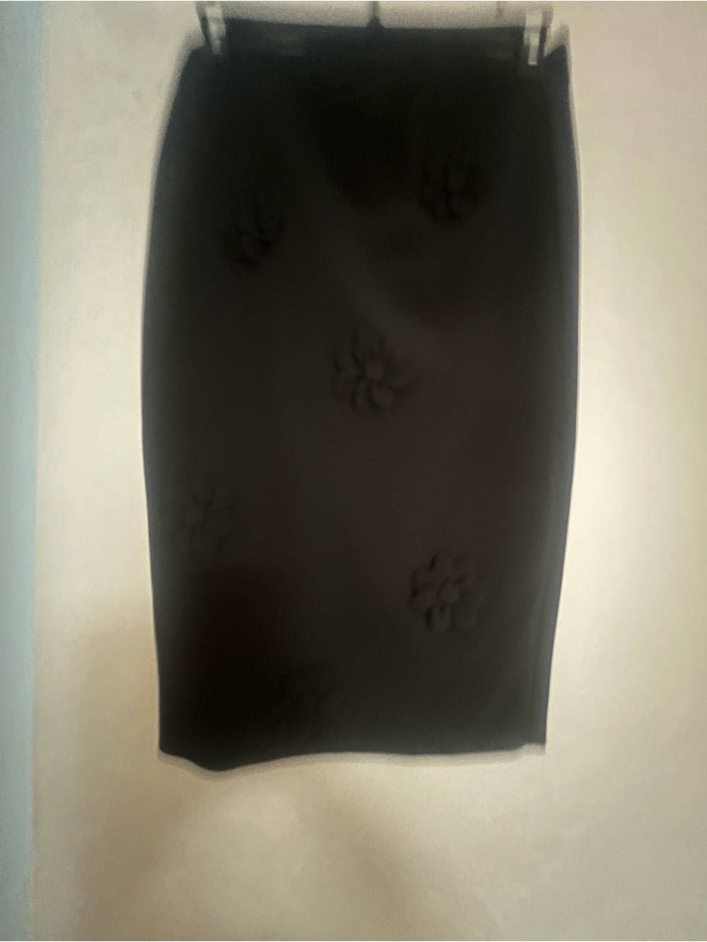 Classic Black Floral Embossed Pencil Skirt